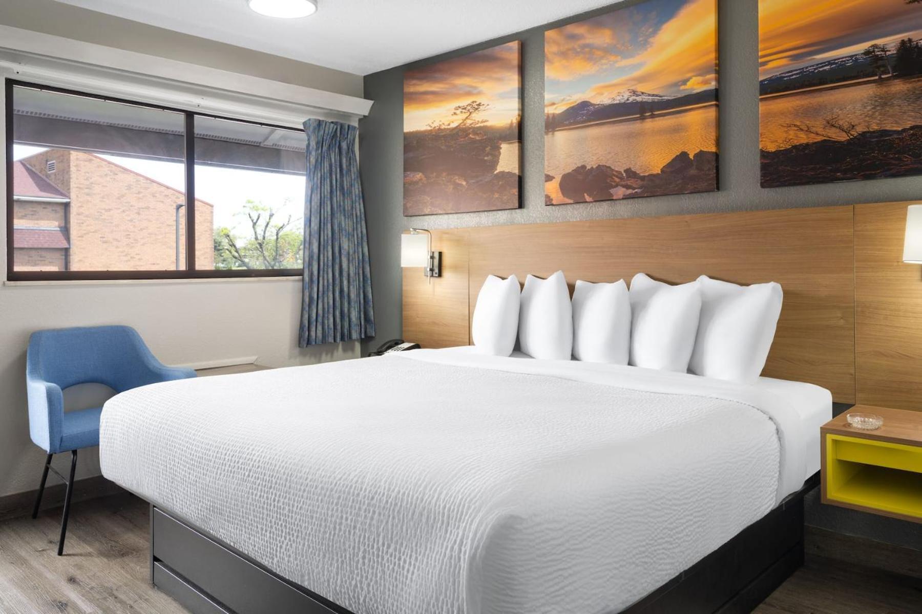 Days By Wyndham Worthington Hotel
