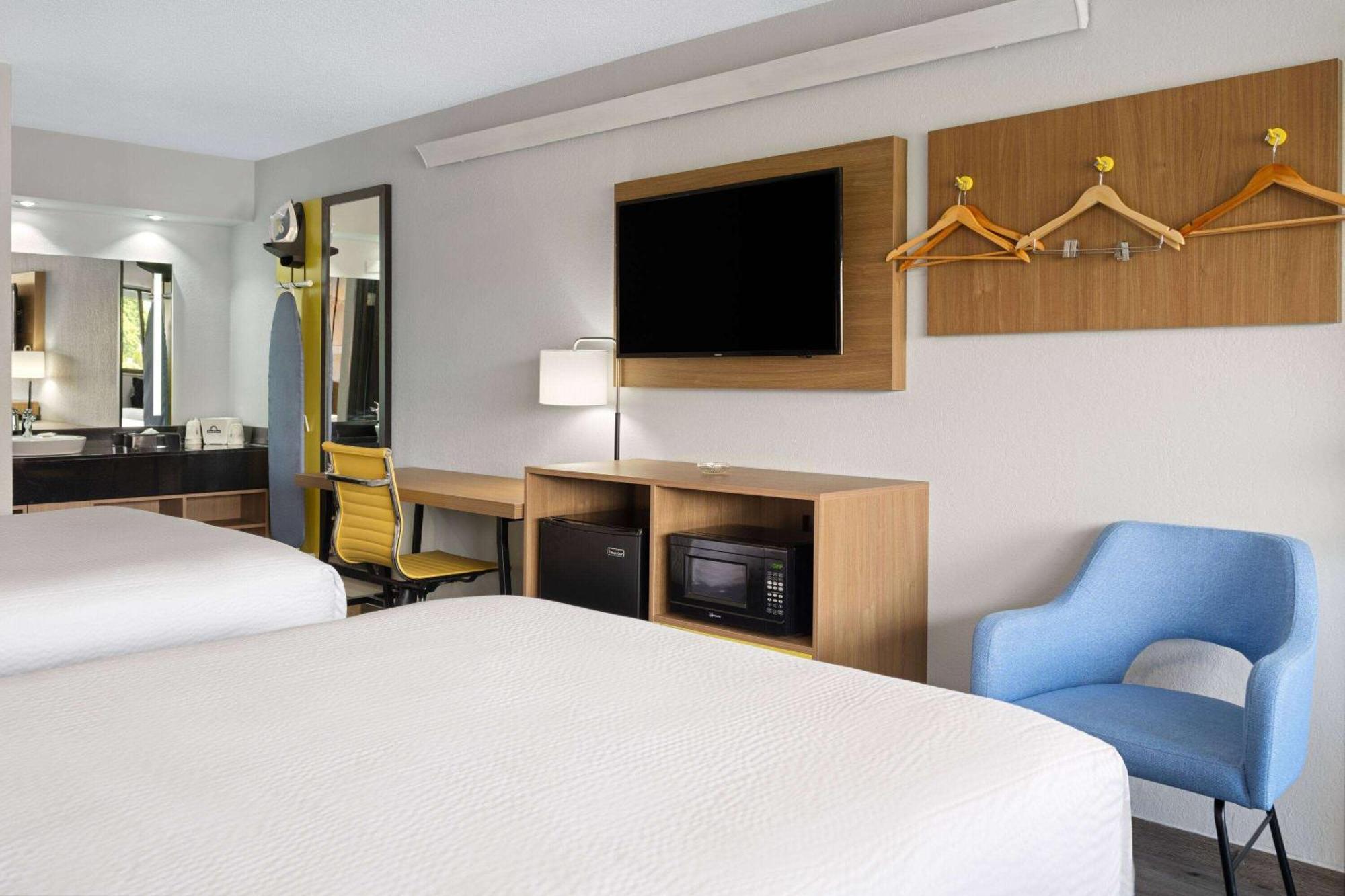 Hotel Days By Wyndham Worthington Columbus